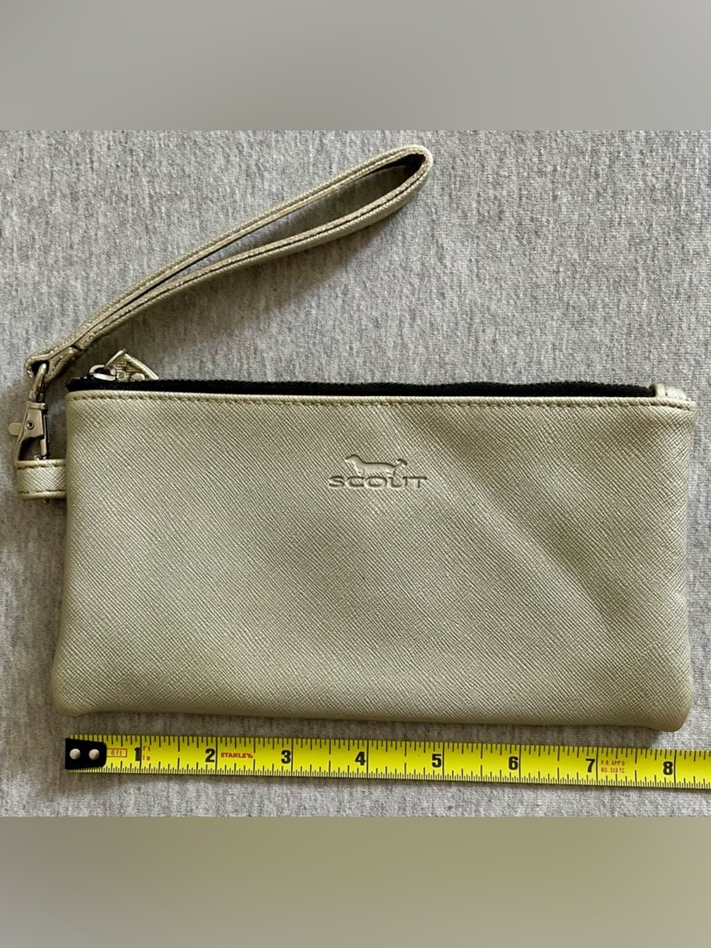 Scout Gray Wristlet Pink Lining Zip Closure